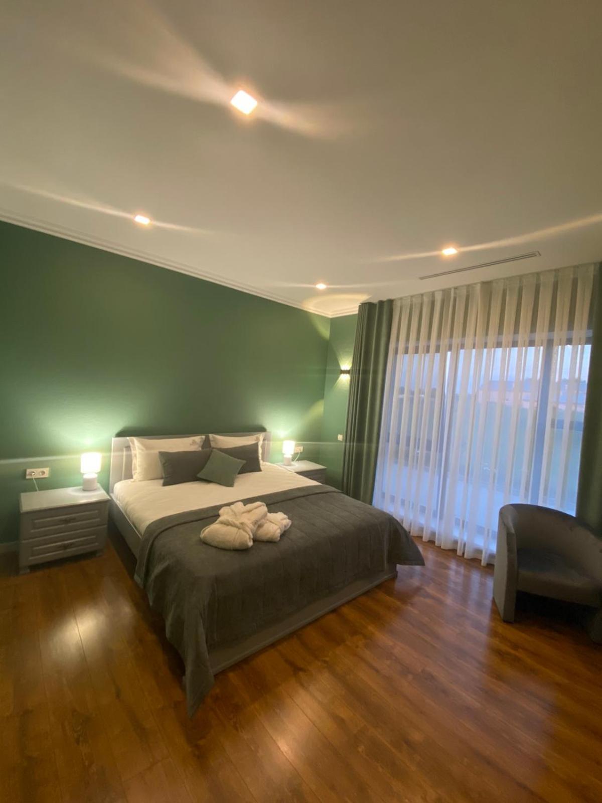 Royal Rest Apartment Bilokrynychchya Bagian luar foto